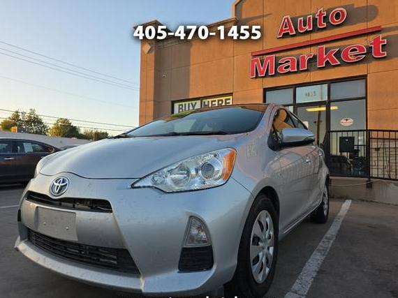 TOYOTA PRIUS C 2014 JTDKDTB31E1076964 image